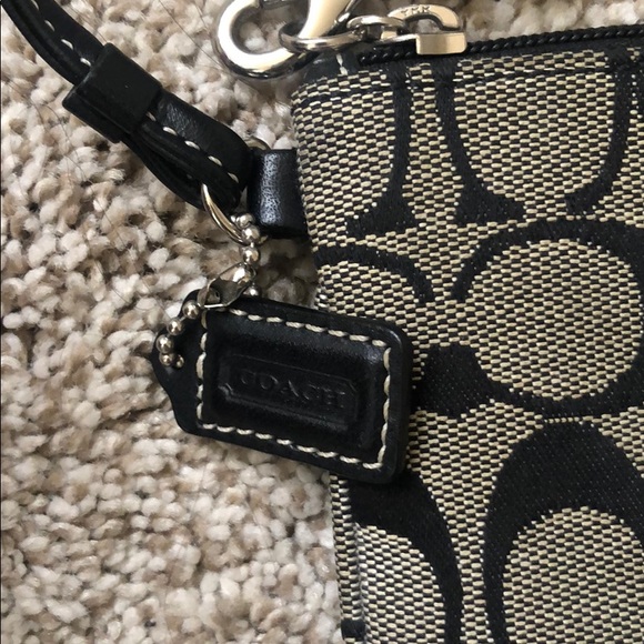 Coach Wristlet - Picture 3 of 3